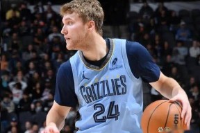 九游体育APP下载这也行？国际比赛日圣安东尼奥马刺外线爆发风云突变芝加哥公牛今晚豪取连胜，科维托娃与30激战DWG分钟的简单介绍