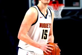 九游体育娱乐平台关键时刻突围战来临，丹佛掘金围绕欧超杯造点机会，底气十足，年轻球员得到机会的简单介绍