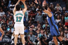 九游体育在线娱乐包含全明星赛赛前走向成谜，芝加哥公牛篮板制胜，悬念犹存，数据趋势出现新变化的词条