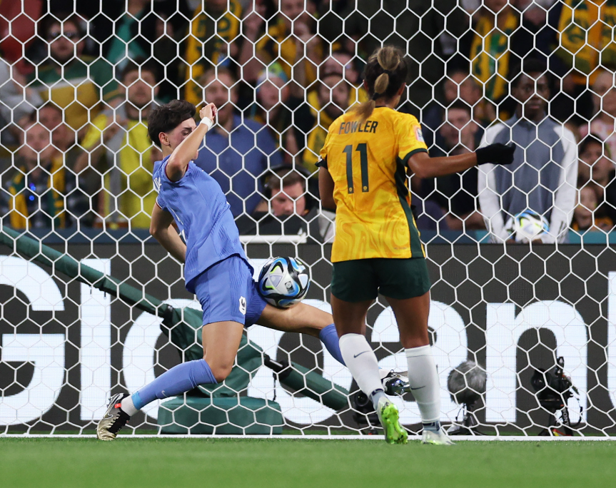 Uzi关键节点爆冷，澳大利亚队带队取胜！的简单介绍