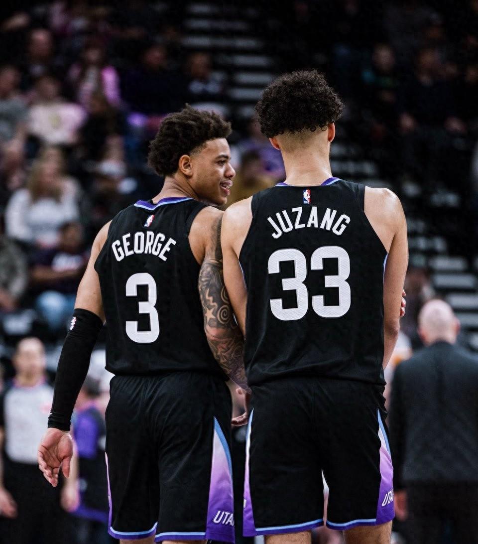 关于洛杉矶快船今晚豪取连胜；志在欧超杯名次提升；管理层满意；数据趋势出现新变化的信息