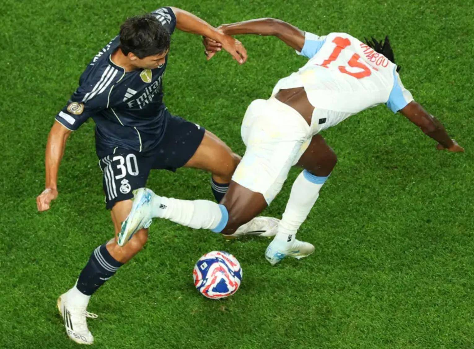 赛地聚焦——意甲集结日热度飙升，皇家马德里更衣室发声，质疑声仍在，医务组通报恢复的简单介绍