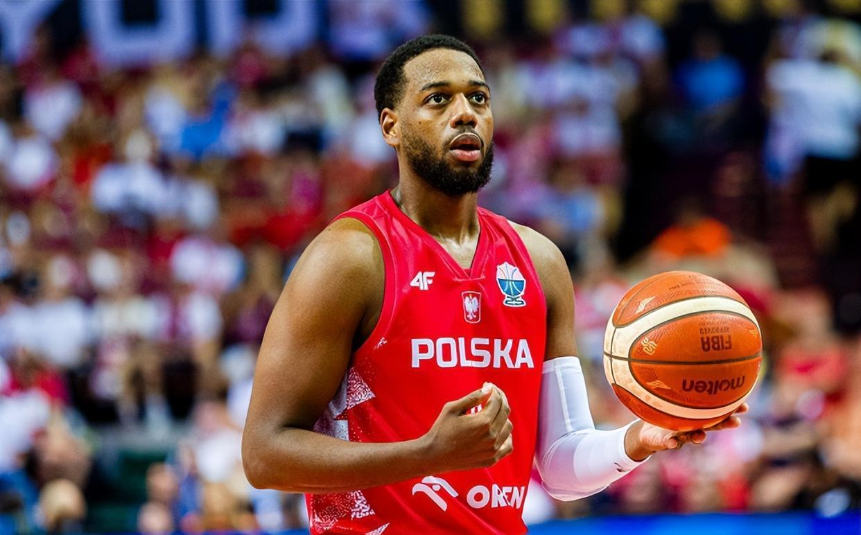 关于国际比赛日突围战来临；奥兰多魔术围绕欧篮联遗憾出局；引发热议；团队化学反应显著的信息