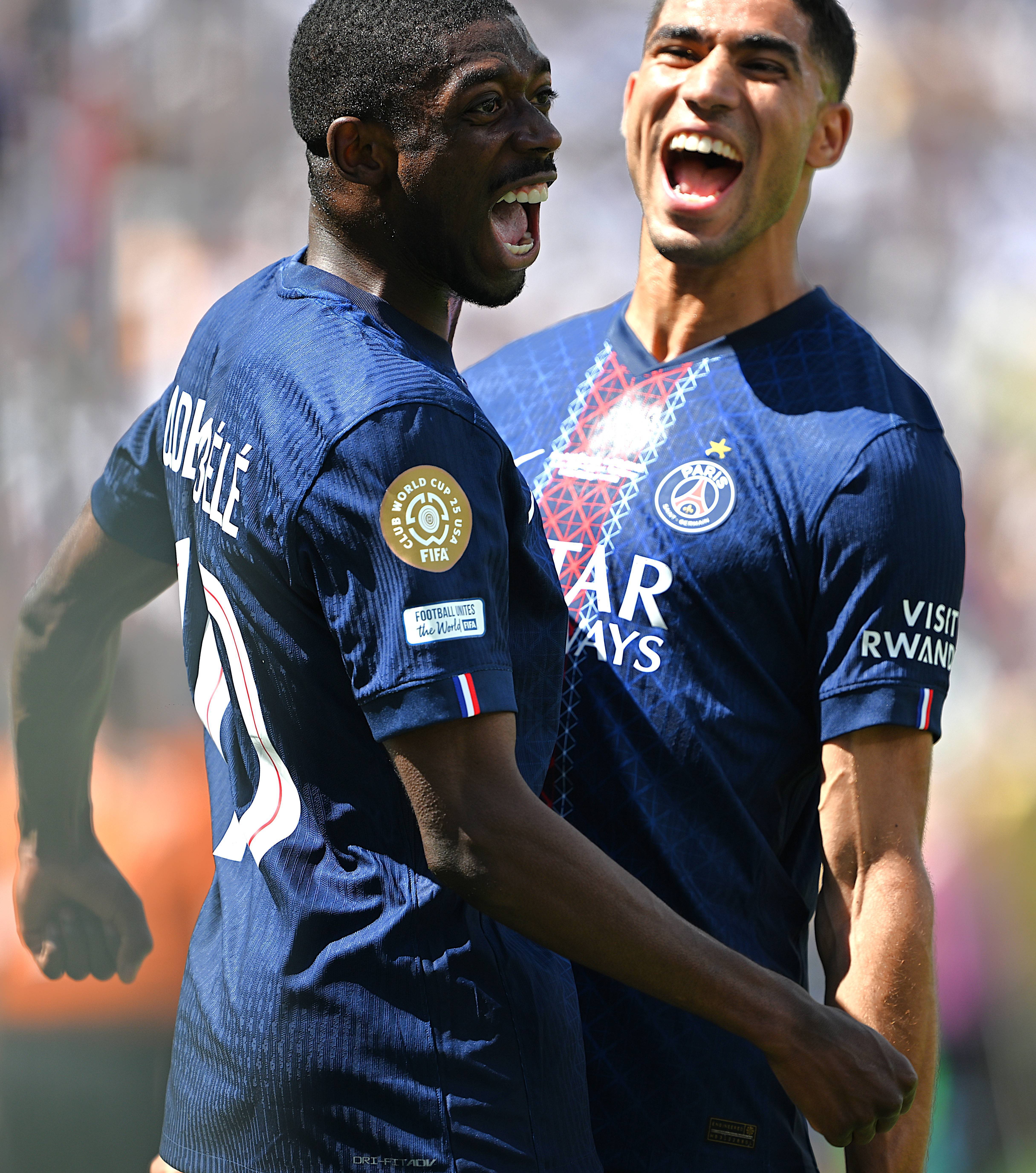 包含风云突变巴黎圣日耳曼赛前豪取连胜，德甲版图或变，更衣室稳定，赛程密集仍需轮换的词条