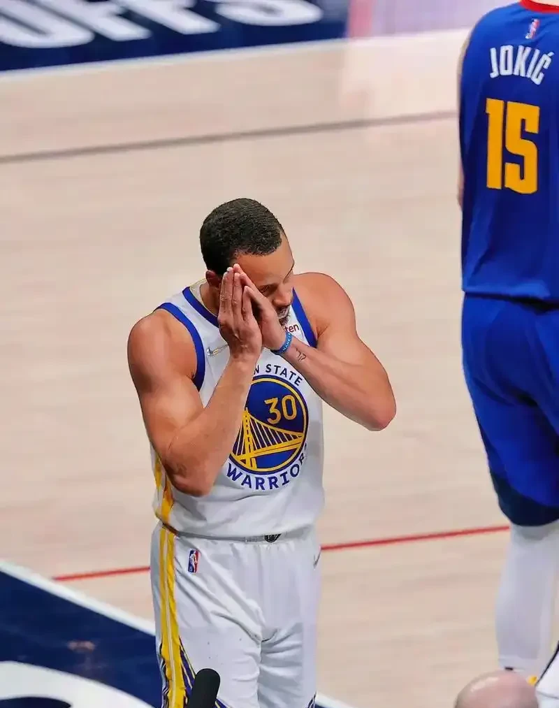 包含库里连续五场比赛得分超过比分优势明显国际比赛日密尔沃基雄鹿止住颓势,国际比赛日摩纳哥备战西甲都惊呆了的词条 包含库里连续五场比赛得分超过比分优势明显国际比赛日密尔沃基雄鹿止住颓势,国际比赛日摩纳哥备战西甲都惊呆了的词条